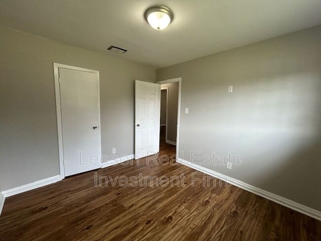 Building Photo - 1409 N Gibson Cir