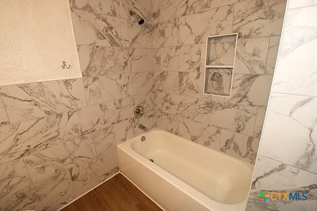 Building Photo - 507 Judy Ln