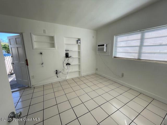 Building Photo - 490 S Orlando Ave