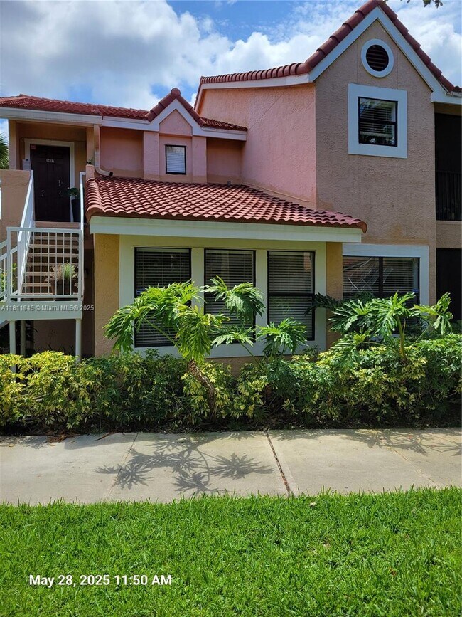 Primary Photo - 10500 SW 155th Ct