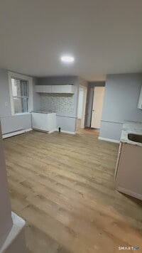 Building Photo - 82 Wolcott St
