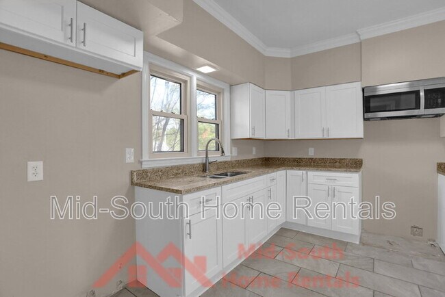 Building Photo - 2654 Fox Creek Dr