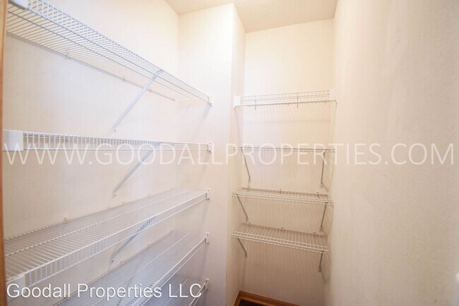 Building Photo - 2 br, 2 bath House - 15211 Greenbelt Drive