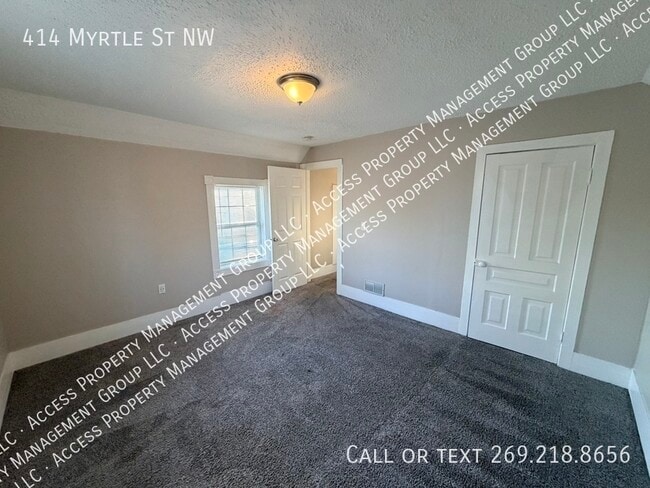 Building Photo - 414 Myrtle St NW