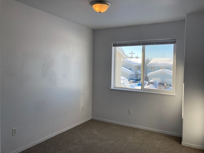 Building Photo - 521 San Juan Circle