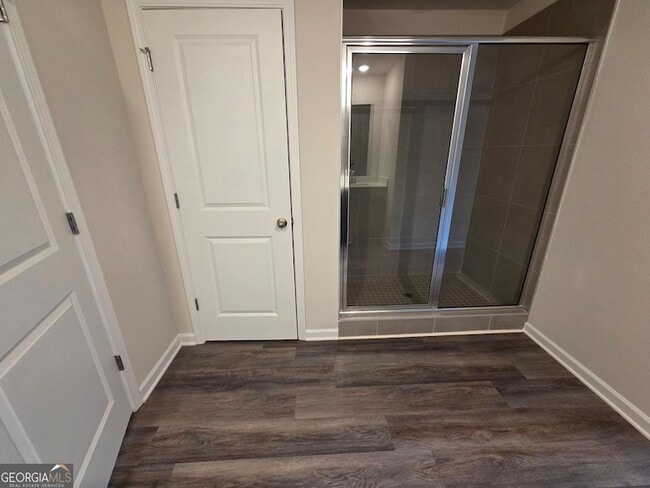 Building Photo - 167 Vly Oak Dr