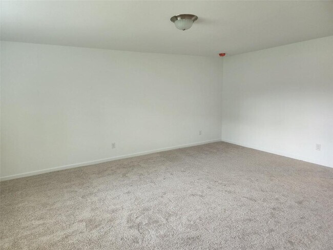 Building Photo - 6145 Langdon Way