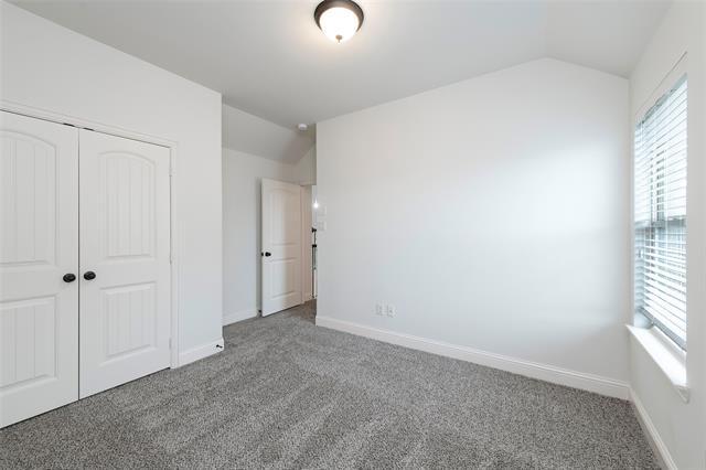 Building Photo - 15113 Mount Evans Dr