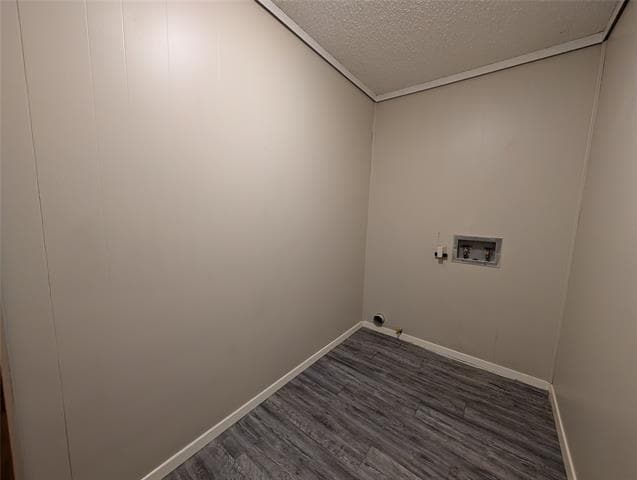 Building Photo - 1605 Maple Dr