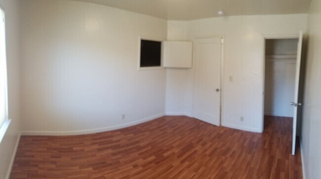 Building Photo - Renovated 1-Bedroom with Garage Parking & Garbage Paid!