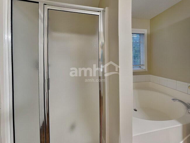 Building Photo - 2769 Wynhaven Oaks Way