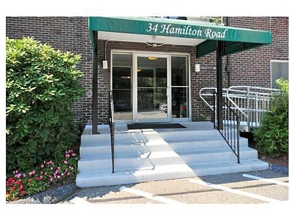 Building Photo - 34 Hamilton Rd