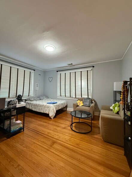 Building Photo - 1011 Boston Ave