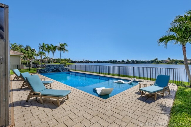 Building Photo - 1436 Stonehaven Estates Dr