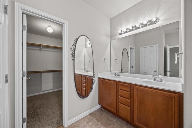 Building Photo - 11516 Running Brush Ln