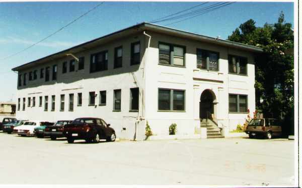 Building Photo - 1806-1810 West St