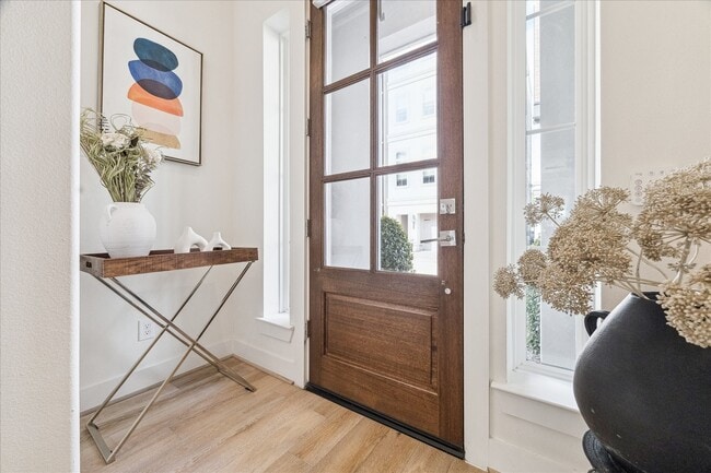 Building Photo - 3609 Lannister Ln