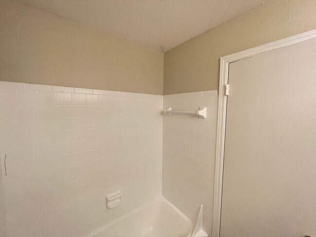 Building Photo - 1Bd/1BA Condo in Walden Palms near Millenia!