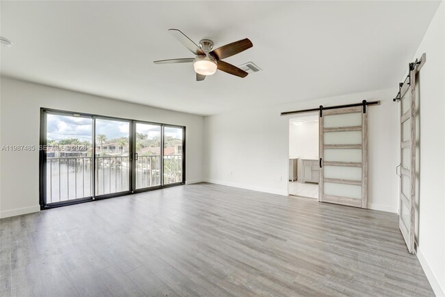 Building Photo - 8352 Dundee Terrace