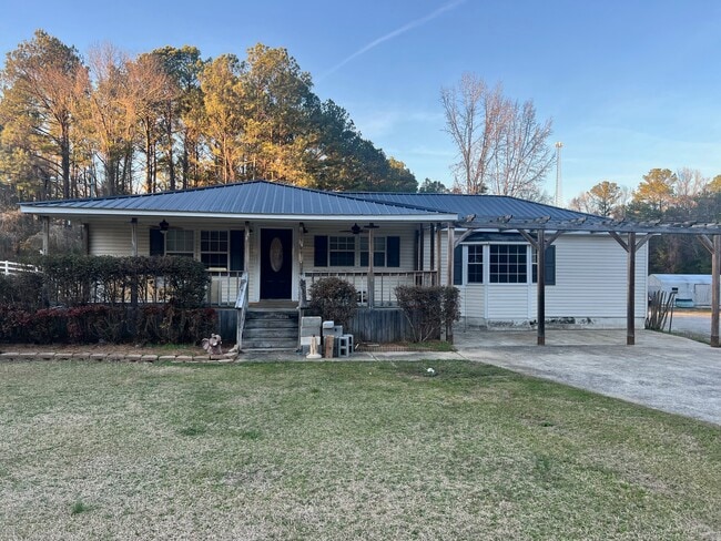 Primary Photo - 695 Mahlep Ln