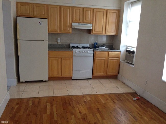 Primary Photo - 462 Carroll St