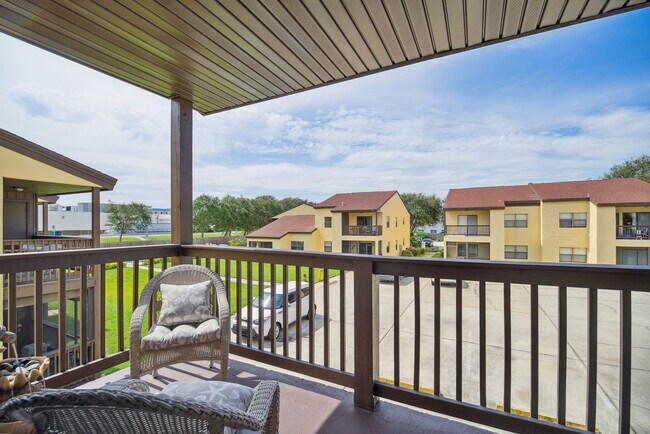 Building Photo - 5640 N Banana River Blvd