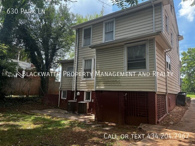 Building Photo - 630 Park Ln