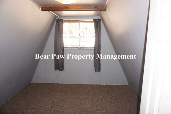 Building Photo - A Frame Home in Evergreen!!