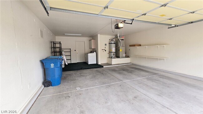 Building Photo - 9328 Fresh Spring Dr