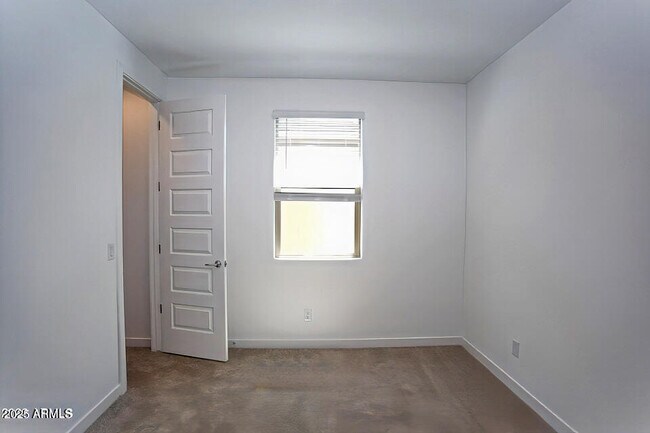 Building Photo - 2558 W Pecan Rd