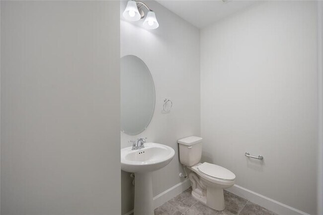 Building Photo - 5164 Liberty Ln