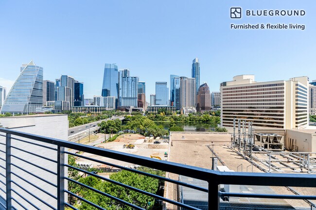 Building Photo - 214 Barton Springs Rd