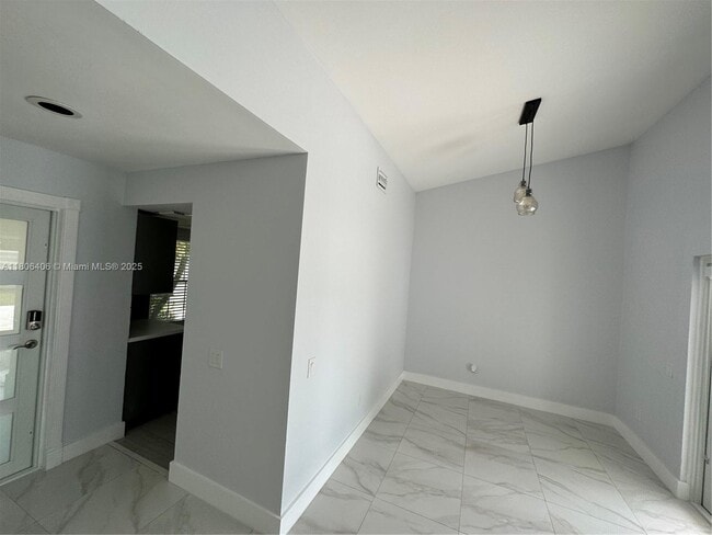 Building Photo - 14568 SW 142nd Ct Cir S