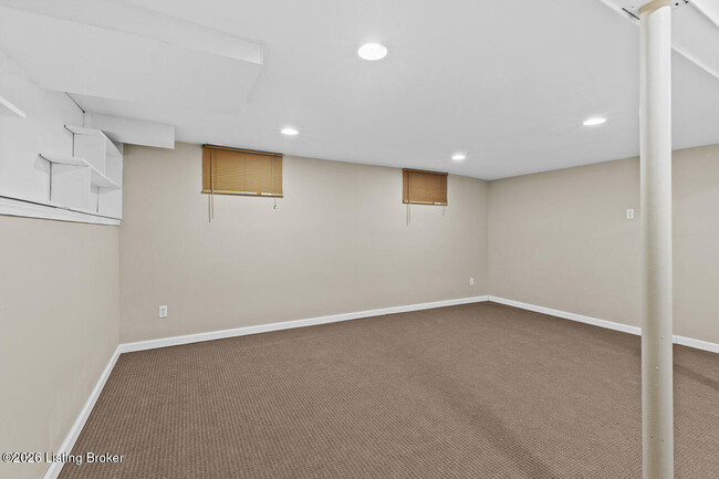 Building Photo - 8016 Cortland Dr