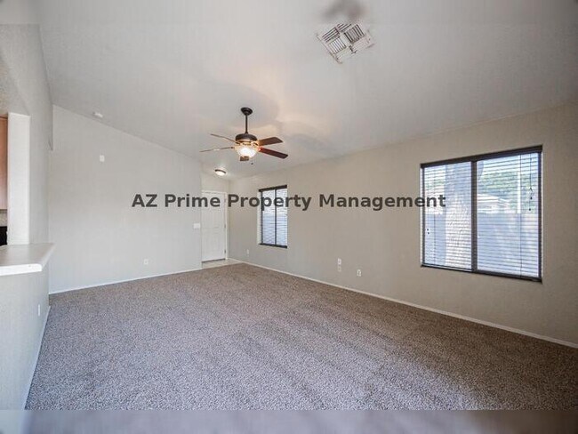 Building Photo - 1654 W Geronimo St