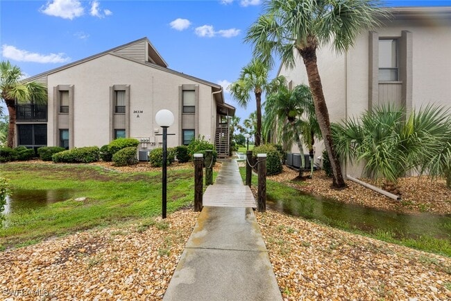 Building Photo - 26336 Nadir Rd