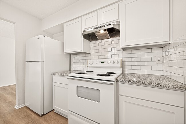 Building Photo - 7107 Gettysburg Dr