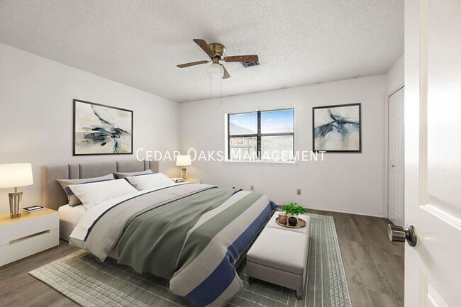 Building Photo - 801 N 17th Pl