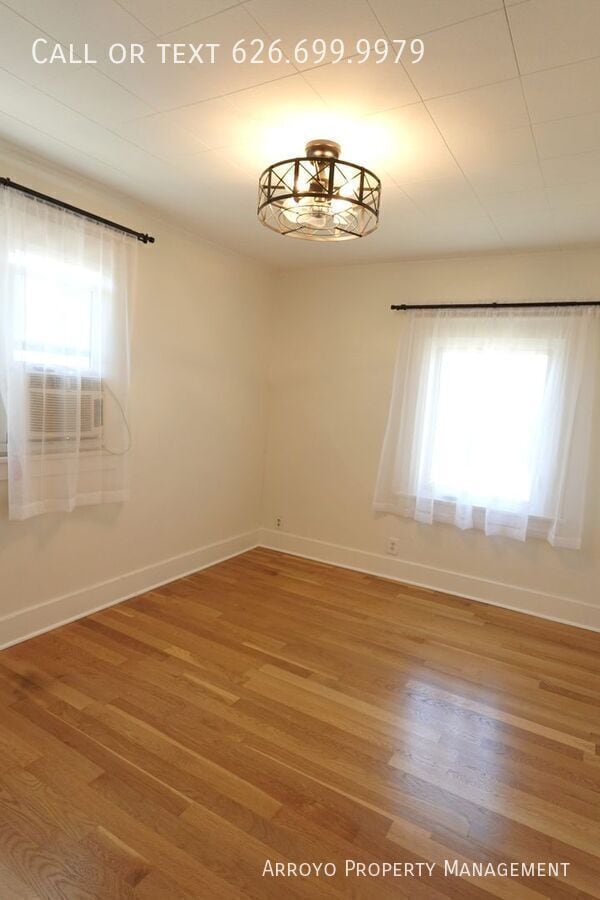 Building Photo - 6307 Aldama St