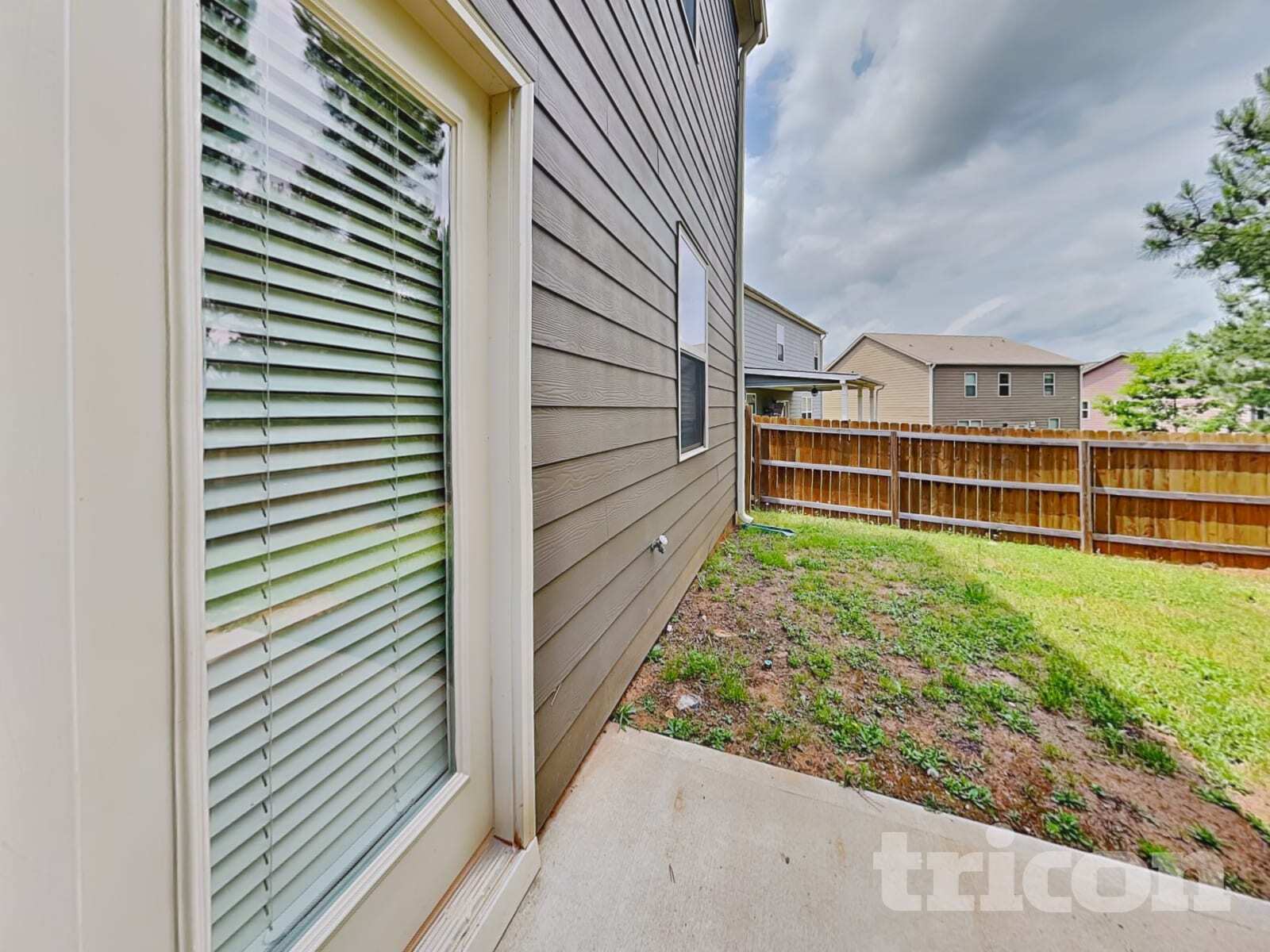 Building Photo - 1008 Eldon Ln