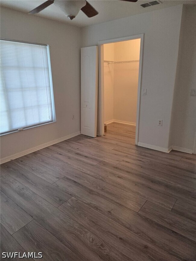Building Photo - 9450 Ivy Brook Run