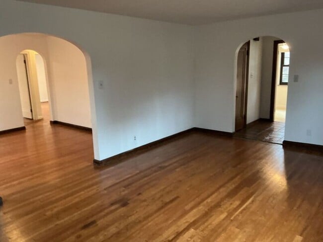 Building Photo - 3790 Grovedale Pl