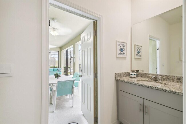 Building Photo - 7704 Oakmoss Loop