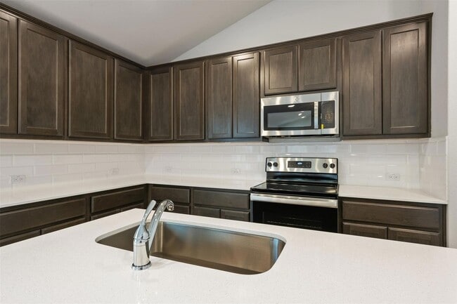 Building Photo - 4302 Lindberg Ln