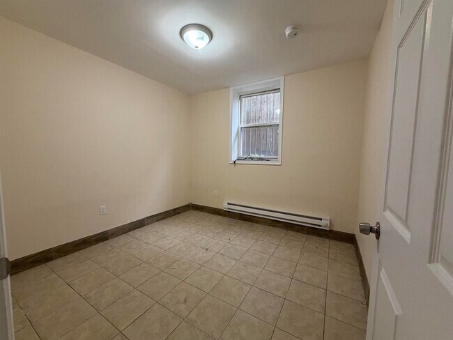 Building Photo - 83 Wilkinson Ave