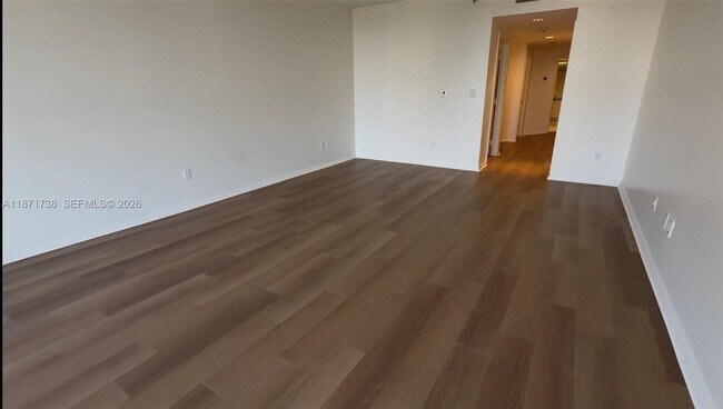 Building Photo - 2600 Island Blvd