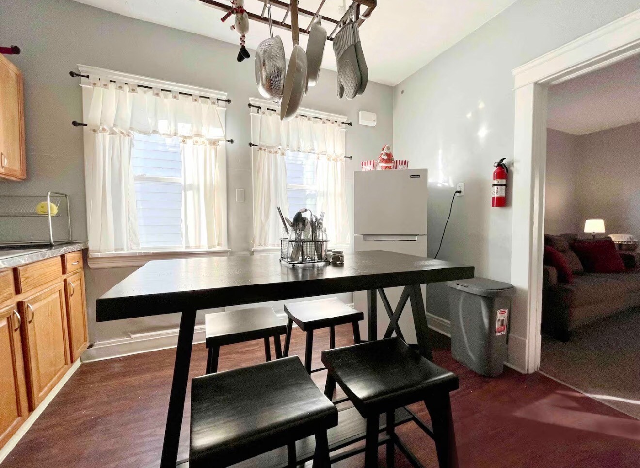 Building Photo - 10702 Lamontier Ave