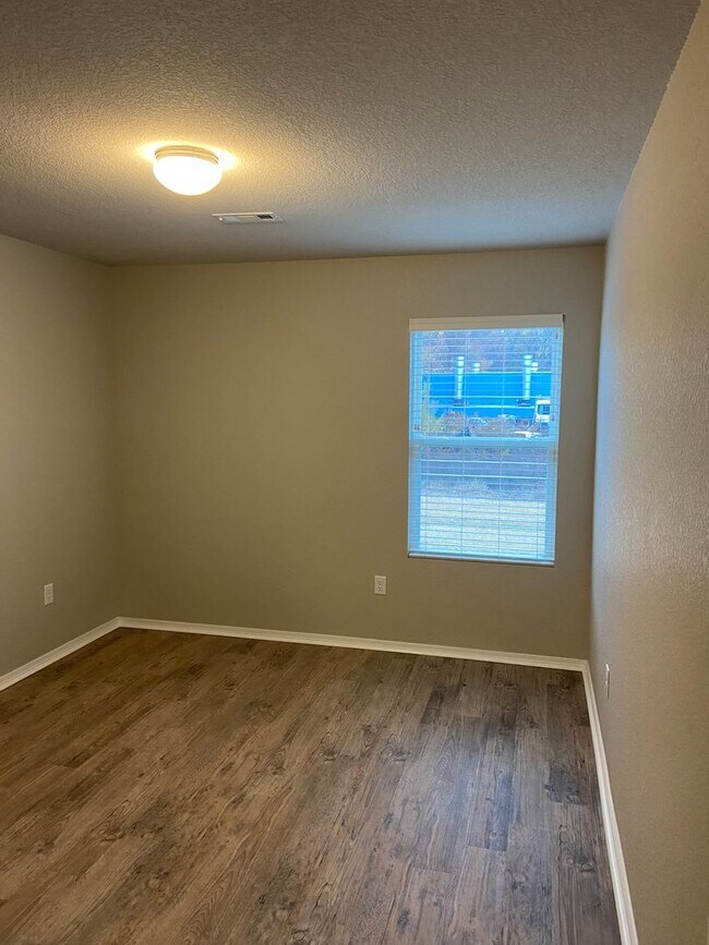 Building Photo - Available Now! | Beautiful 3 Bedroom, 2 Bath Home with Private Backyard in Conway