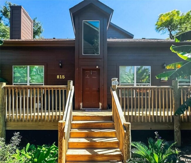 Primary Photo - 815 Davis Rd