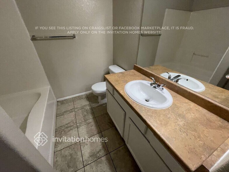 Building Photo - 24909 Madison Ave